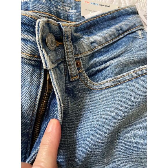 Old Navy High-Rise Curvy O.G. Straight Ankle Jeans Distressed Size 0 NWT - Picture 5 of 14